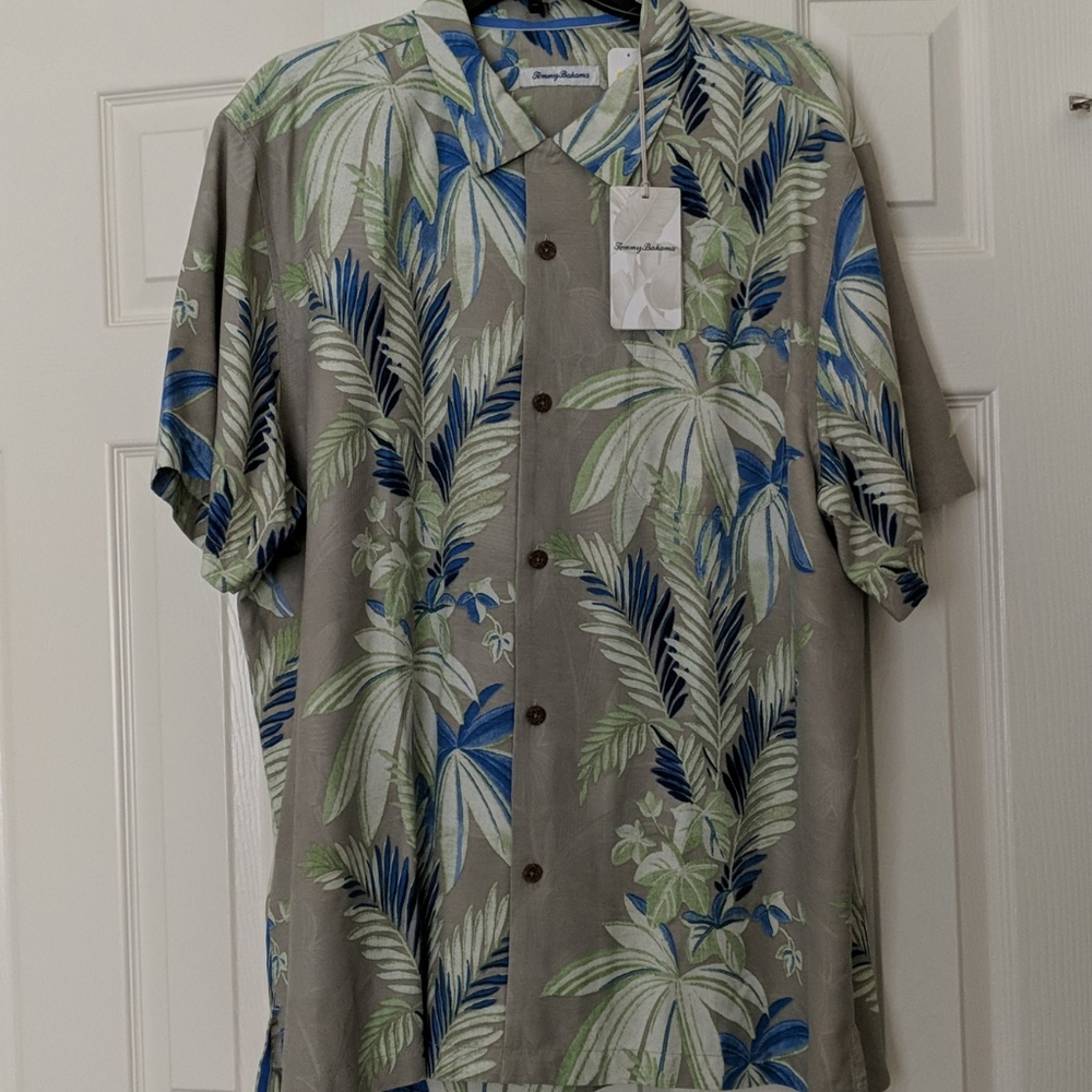 Tommy Bahama men's short sleeve button-up